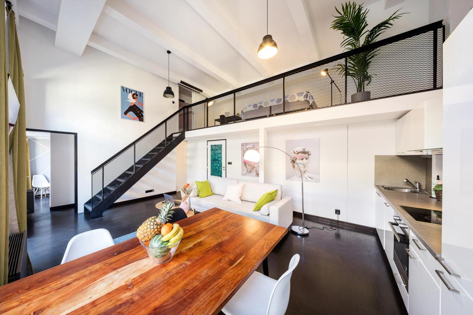 2-Level Apartments On Krizikova Near The Metro Prague Ngoại thất bức ảnh